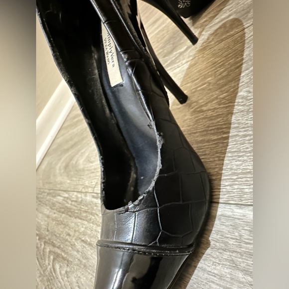 Preloved Vera Wang Mixed Black Leather Heels Size 6.5! - Picture 7 of 7